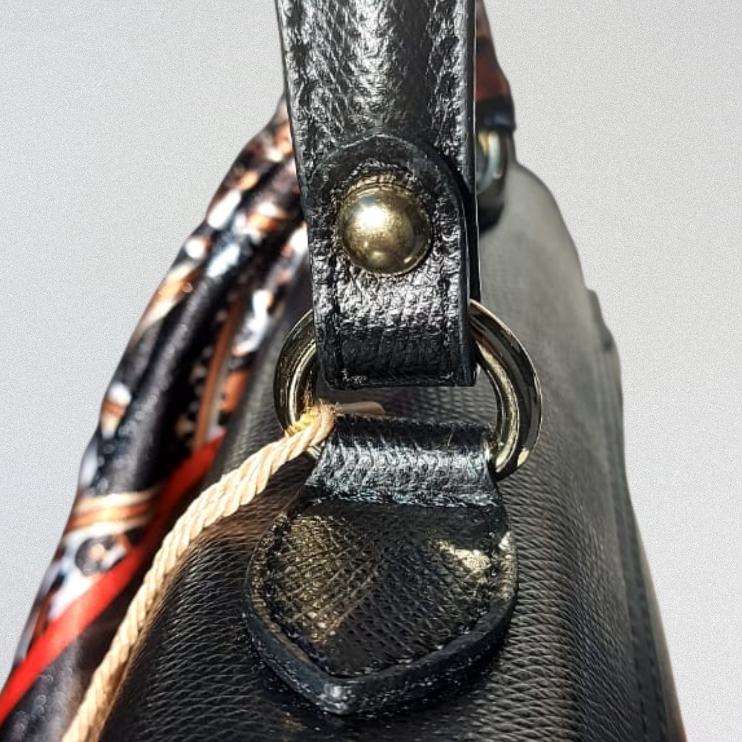 Mini Tote Florence en cuero italiano negro con pañuelo | Rita Firenze